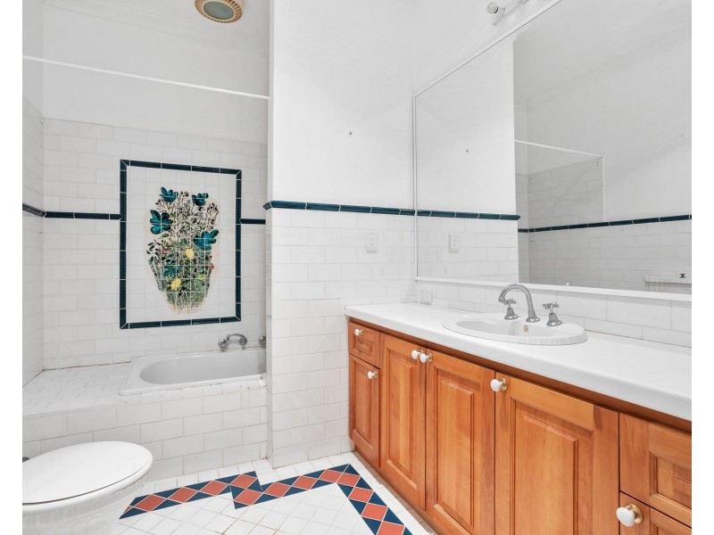 2A Beach Street, Cottesloe WA 6011