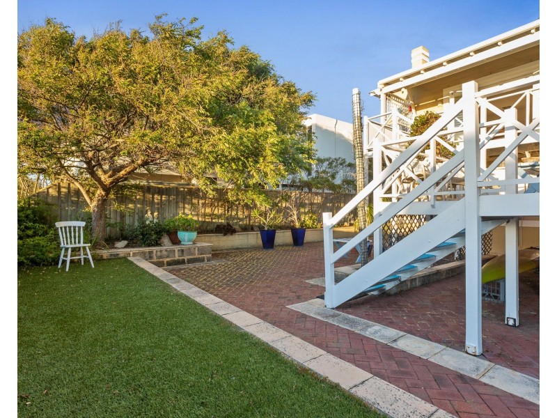 2A Beach Street, Cottesloe WA 6011
