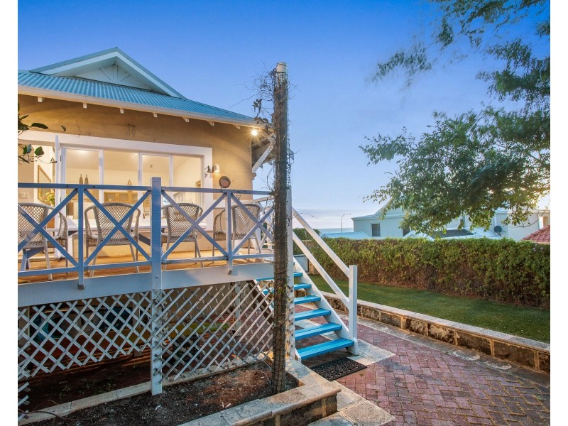 2A Beach Street, Cottesloe WA 6011