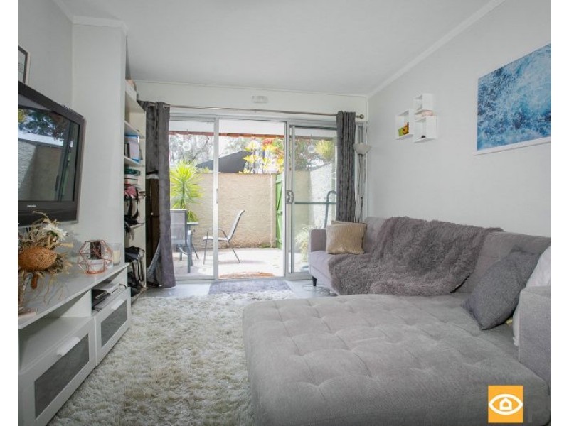 7/12 Onslow Road, Shenton Park WA 6008