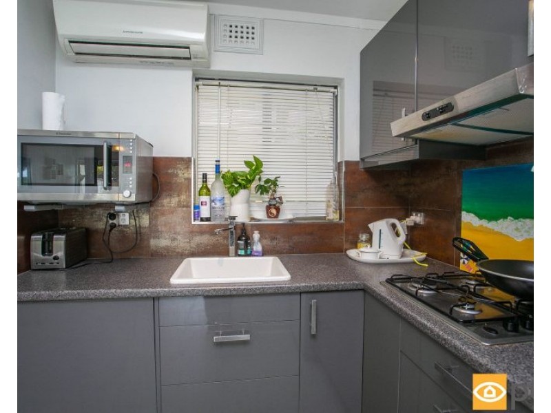 7/12 Onslow Road, Shenton Park WA 6008