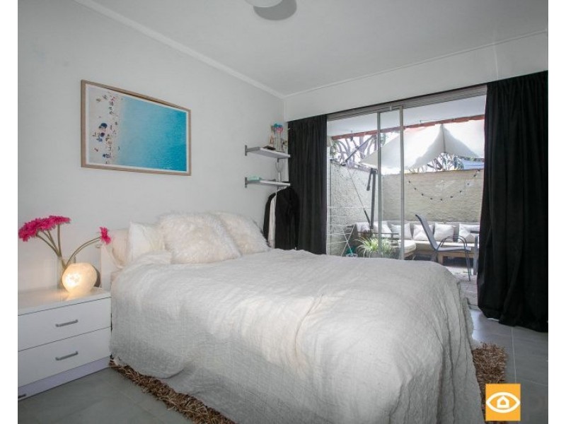 7/12 Onslow Road, Shenton Park WA 6008