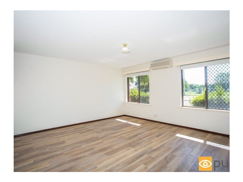 2/1 Mary Street, Como WA 6152