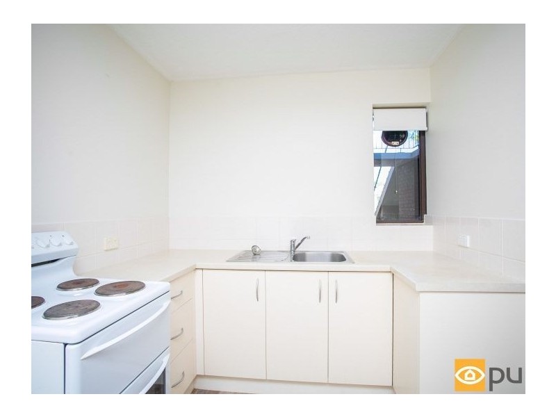 2/1 Mary Street, Como WA 6152