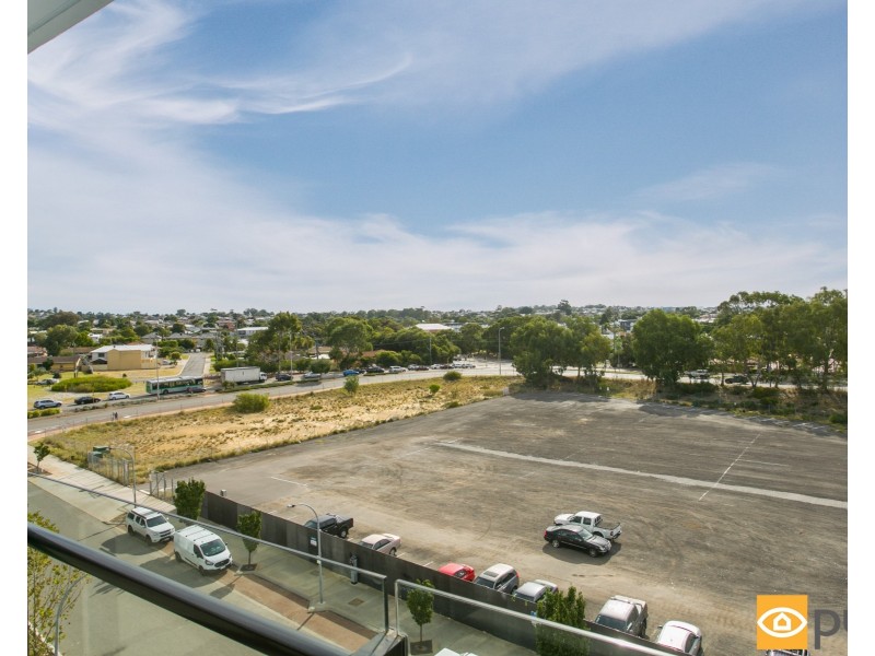 405/8 Tassels Place, Innaloo WA 6018