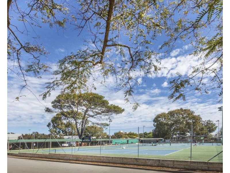 23/12 Onslow Road, Shenton Park WA 6008