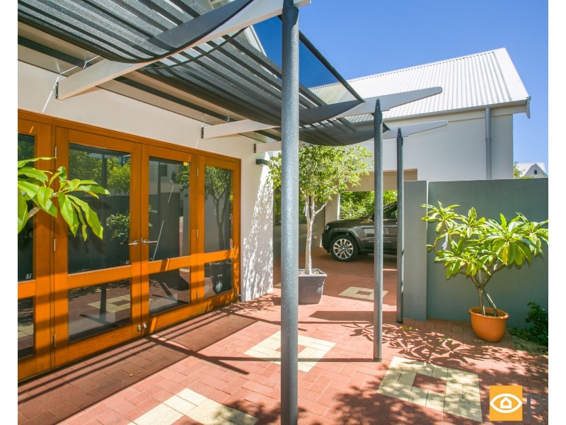 14 Arenga Court, Mount Claremont WA 6010