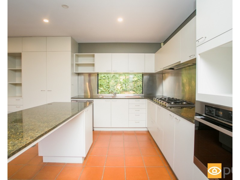 14 Arenga Court, Mount Claremont WA 6010