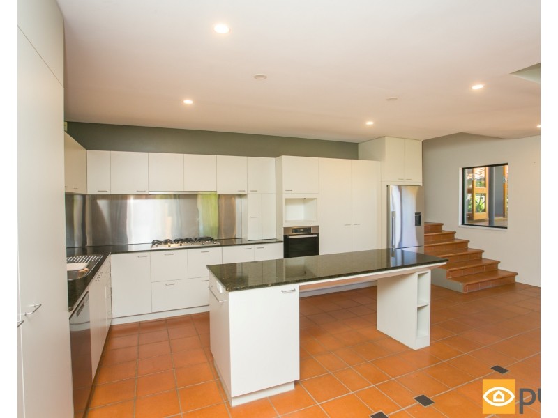 14 Arenga Court, Mount Claremont WA 6010