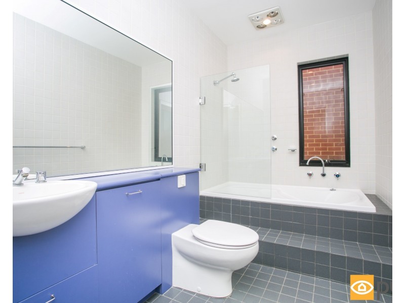 14 Arenga Court, Mount Claremont WA 6010