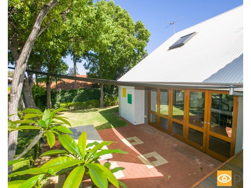 14 Arenga Court, Mount Claremont WA 6010