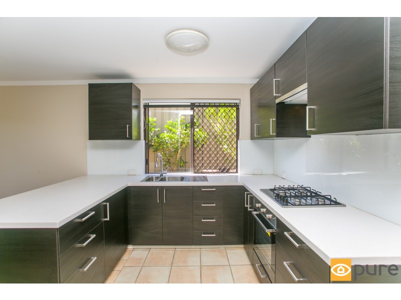 3/7 Park Street, Como WA 6152