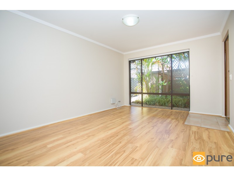 3/7 Park Street, Como WA 6152