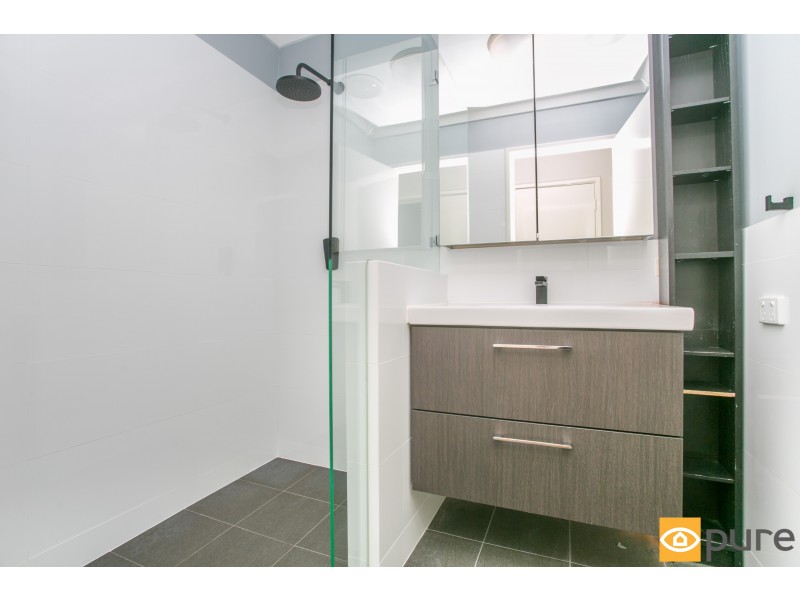 3/7 Park Street, Como WA 6152
