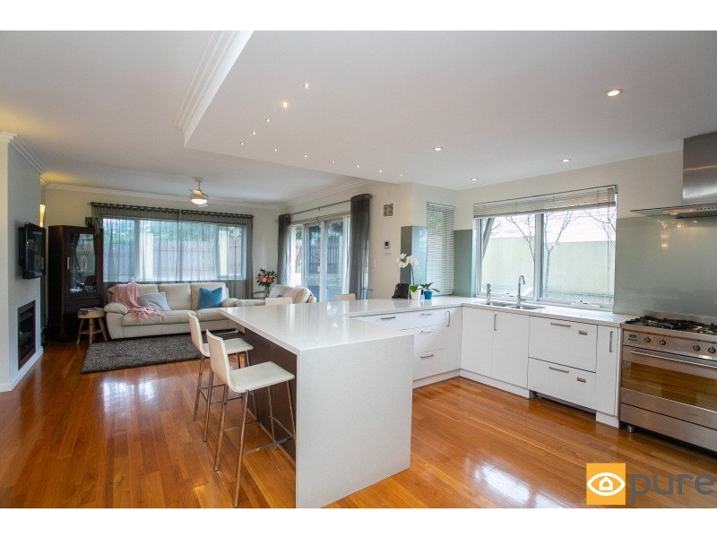 28 McNamara Way, Cottesloe WA 6011