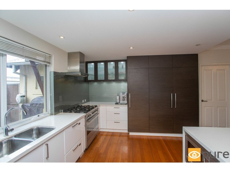 28 McNamara Way, Cottesloe WA 6011