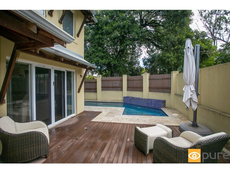 28 McNamara Way, Cottesloe WA 6011