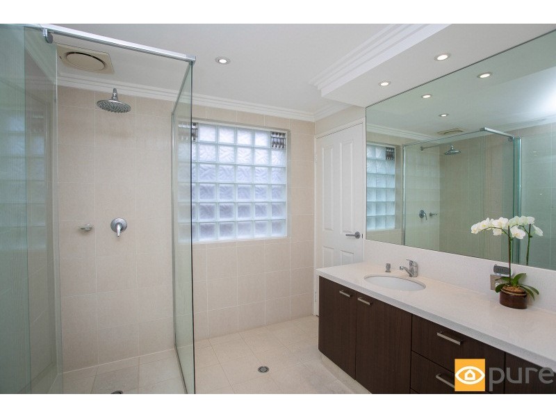 28 McNamara Way, Cottesloe WA 6011