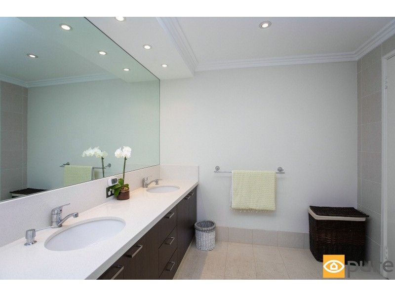 28 McNamara Way, Cottesloe WA 6011