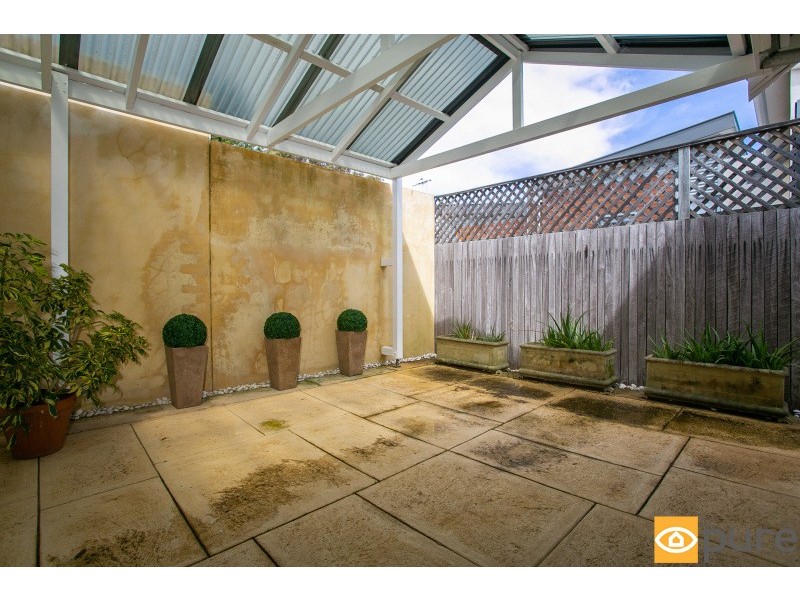 28 McNamara Way, Cottesloe WA 6011