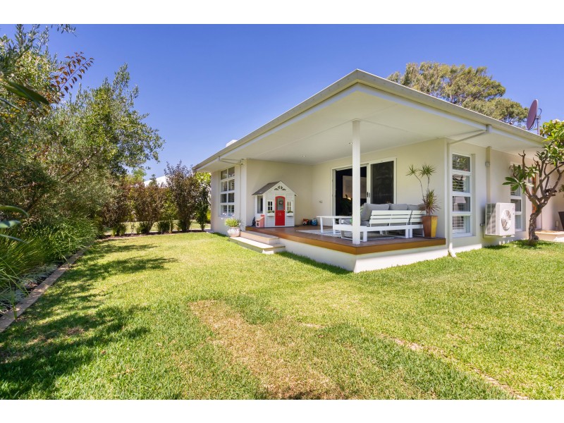 14 Karella Street, Nedlands WA 6009