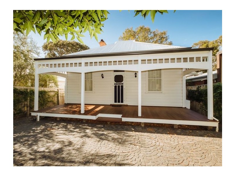 16 Commercial Road, Shenton Park WA 6008