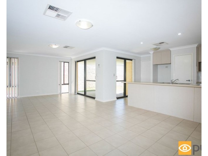 16 Weetman Road, Hammond Park WA 6164