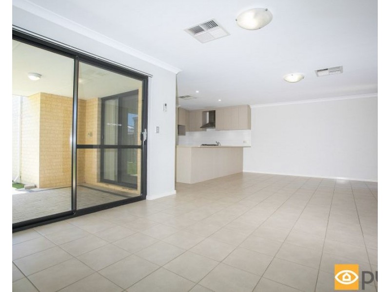 16 Weetman Road, Hammond Park WA 6164