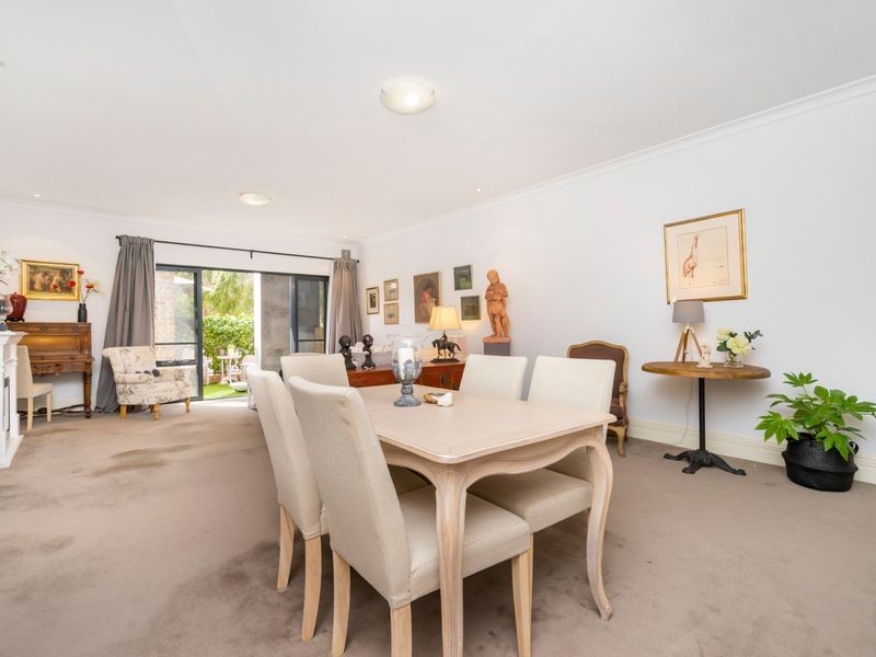 16/8 Bay Road, Claremont WA 6010