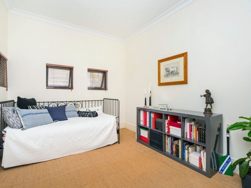 16/8 Bay Road, Claremont WA 6010