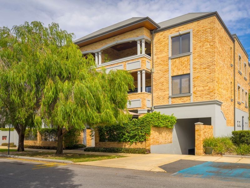16/8 Bay Road, Claremont WA 6010