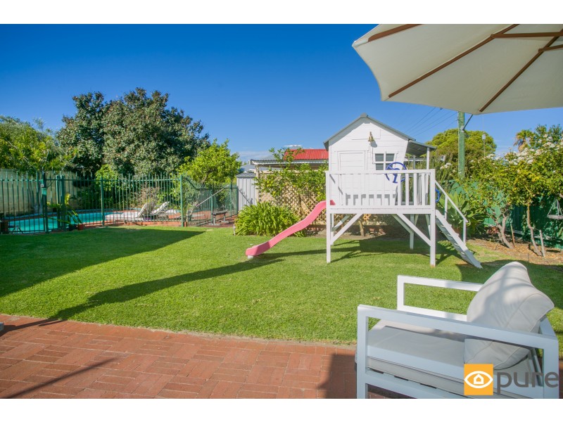 16 Portland Street, Nedlands WA 6009