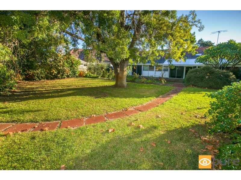 38 Lisle Street, Mount Claremont WA 6010