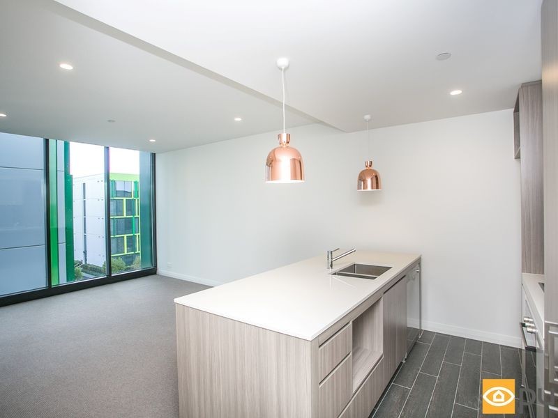 502/8 Tassels Place, Innaloo WA 6018