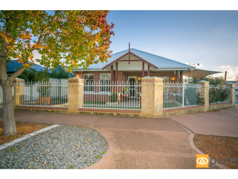 9 Henn Terrace, South Guildford WA 6055