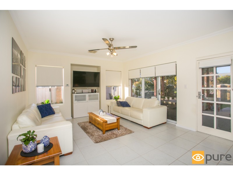 9 Henn Terrace, South Guildford WA 6055