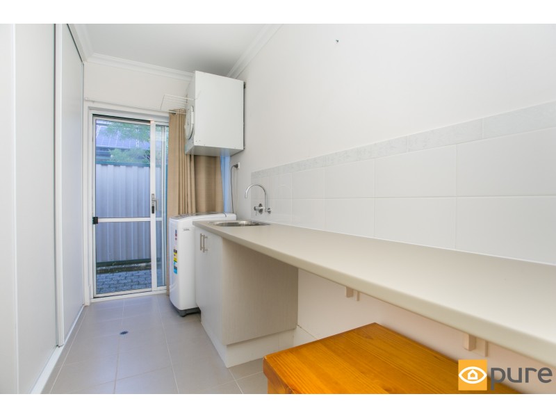 9 Henn Terrace, South Guildford WA 6055