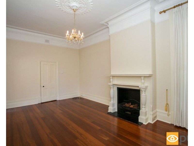 109 Shenton Road, Swanbourne WA 6010
