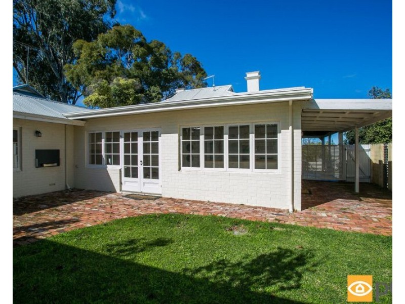 109 Shenton Road, Swanbourne WA 6010
