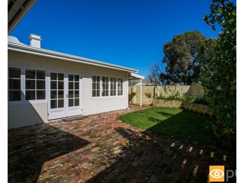 109 Shenton Road, Swanbourne WA 6010