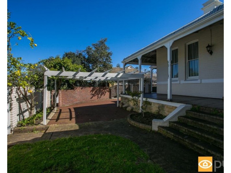 109 Shenton Road, Swanbourne WA 6010