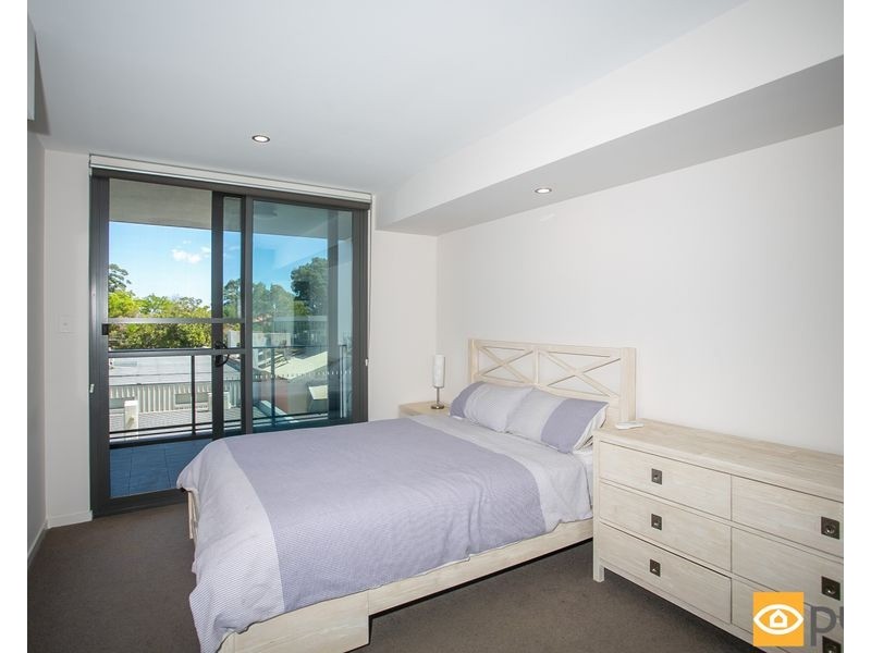 80/172 Railway Parade, West Leederville WA 6007