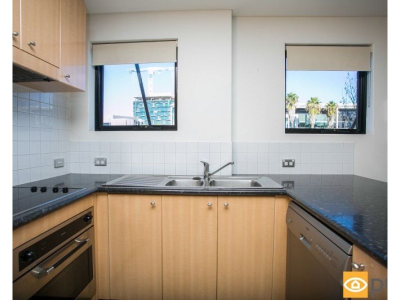 15/2 Centro Avenue, Subiaco WA 6008