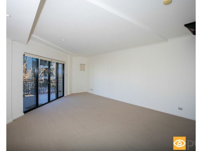 15/2 Centro Avenue, Subiaco WA 6008
