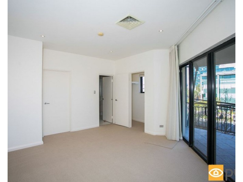 15/2 Centro Avenue, Subiaco WA 6008
