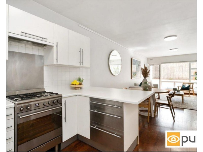 2/18 Beach Street, Cottesloe WA 6011
