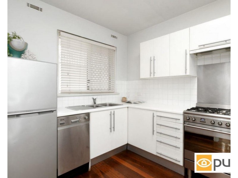 2/18 Beach Street, Cottesloe WA 6011