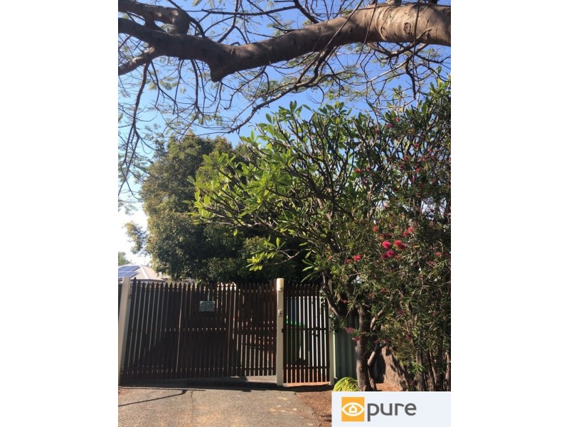 1A Lynn Street, Hilton WA 6163