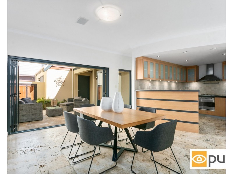 70 Coral Tree Avenue, Subiaco WA 6008