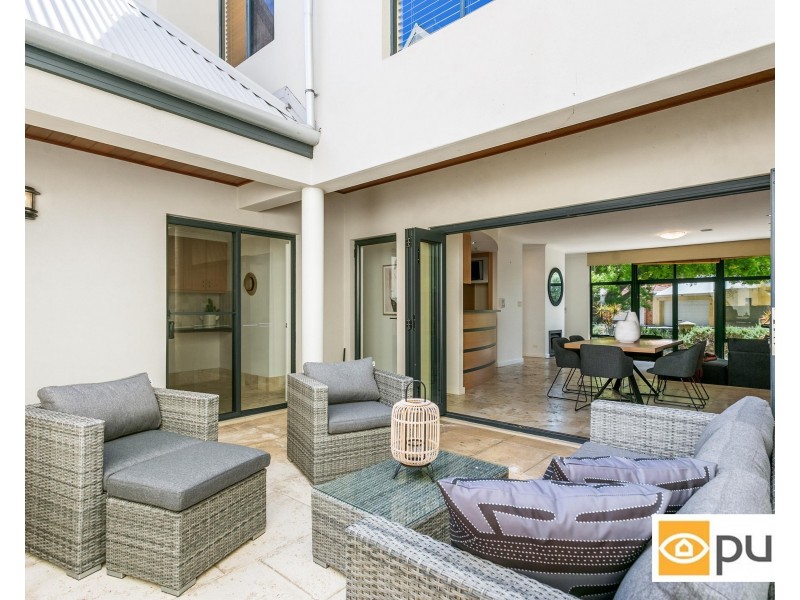 70 Coral Tree Avenue, Subiaco WA 6008